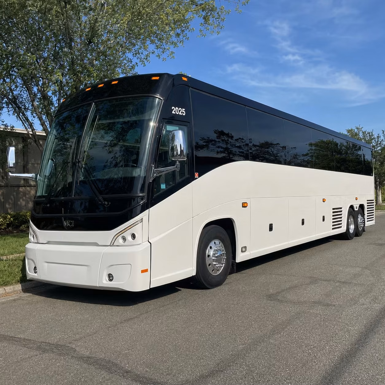 salina to denver long distance bus rentals for groups