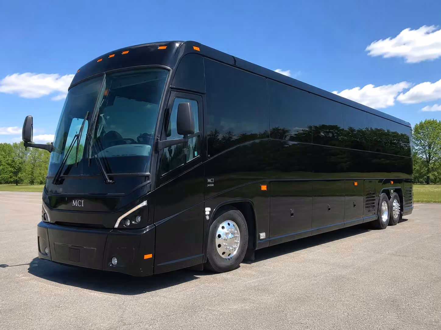 wedding shuttle bus rentals that make salina celebrations seamless